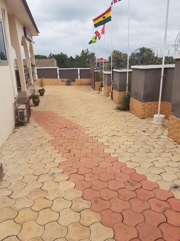 Maryland Guest House Sunyani Exterior photo